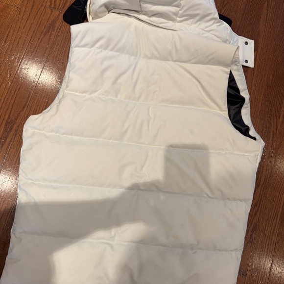 White Moose knuckles vest - Picture 5 of 5